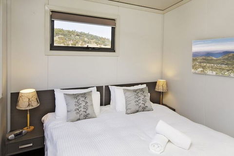 Ecocrackenback 14 Sustainable Luxurious Chalet Close To The Slopes. - Tourism Townsville 3