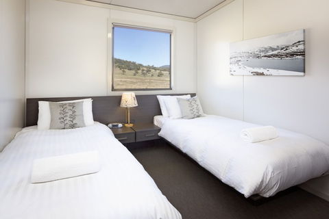 Ecocrackenback 15 'Sustainable Chalet Close To The Slopes.' - Tourism Townsville 1