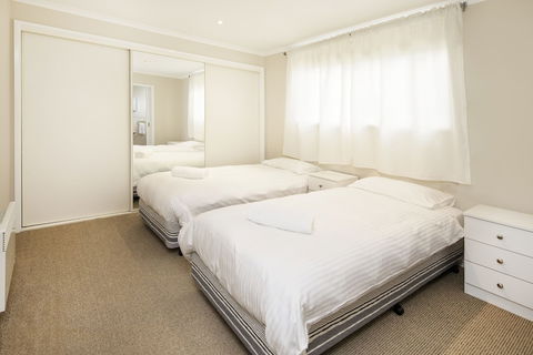 Wendaleigh 8 - Central Unit - Tourism Townsville 3