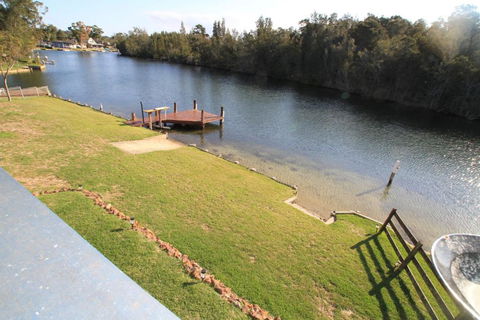 Lagoon Riverside Retreat - Tourism Townsville 2