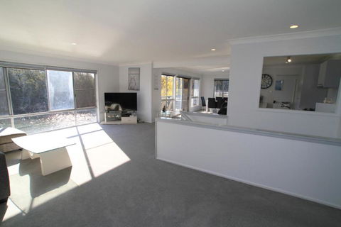 Lagoon Riverside Retreat - Tourism Townsville 5