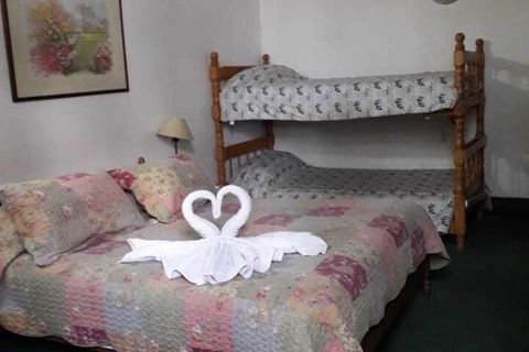 Cameron Lodge Cottage - Tourism Townsville 4