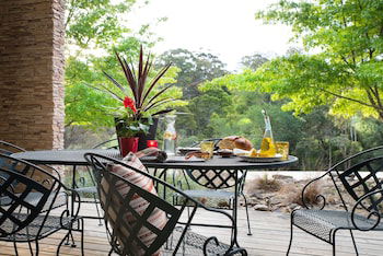 Lake Daylesford Lodge 5 - Tourism Townsville 0