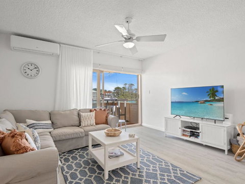 Cumbernauld #12 12 / 12 Terrigal Esp Terrigal - Tourism Townsville 6