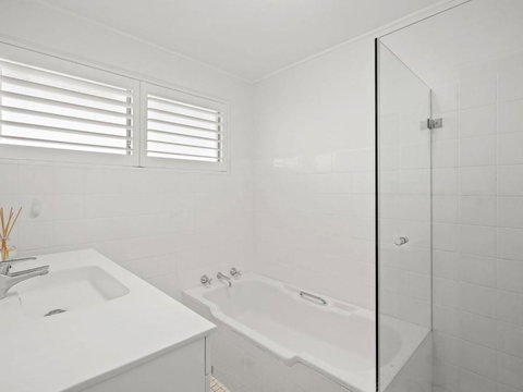 Cumbernauld #12 12 / 12 Terrigal Esp Terrigal - Tourism Townsville 3