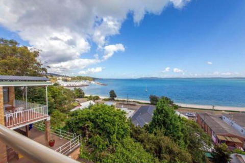 Quarterdeck Unit 5 12 Magnus Street - Tourism Townsville 0