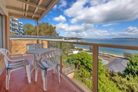 Quarterdeck Unit 5 12 Magnus Street - Tourism Townsville 7