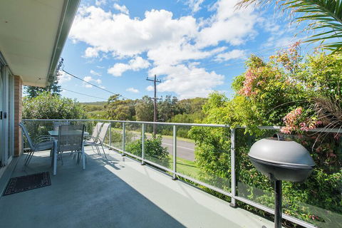 Surfair Unit 1 / 24 Marine Drive - Tourism Townsville 2