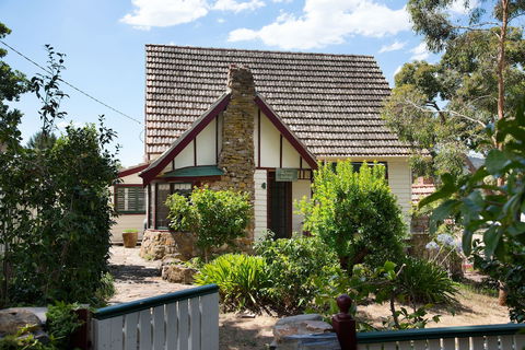 Zelman Cottage - Tourism Townsville 2