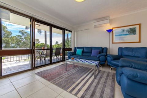 Tradewinds Unit 3 110 Victoria Parade - Tourism Townsville 0