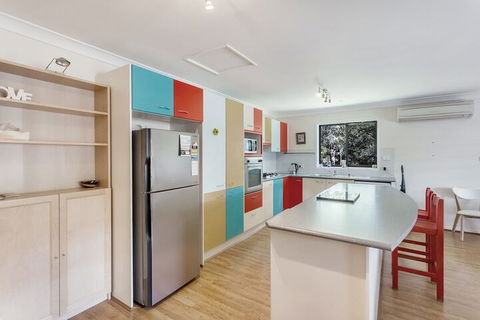Navala Avenue 6 - Tourism Townsville 2