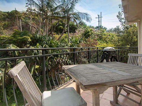 Middles Villa Manyana 02 - Tourism Townsville 5