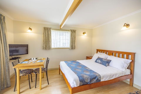 Queechy Motel - Tourism Townsville 1