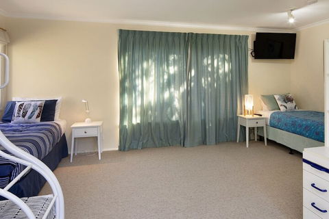Cobbon Retreat - Tourism Townsville 6