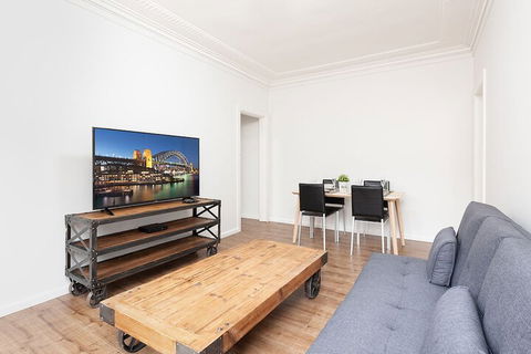 Newly Renovated Apt Close To CBD Unit 2 - Tourism Townsville 2
