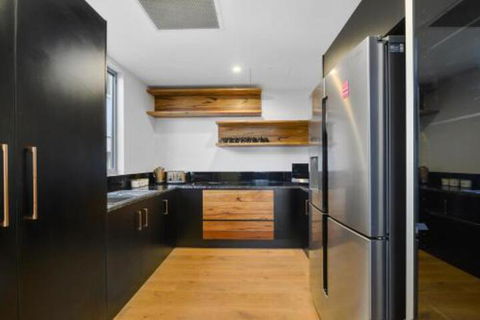 Due North Beach House - Tourism Townsville 2