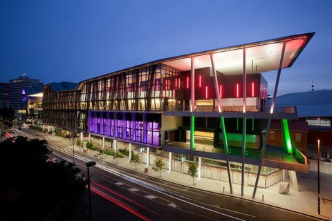Fortitude Valley 2bed Parking Pool Showground Qfv010 - Tourism Townsville 4
