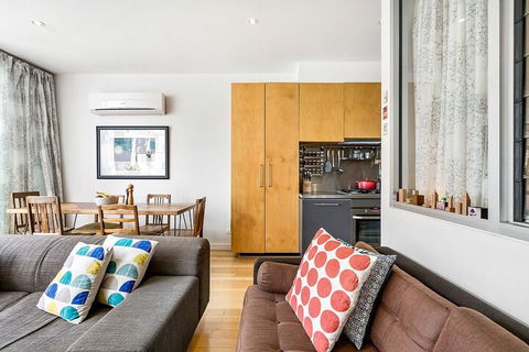 Zelda 1 Bedroom Central CBD Apartment - Tourism Townsville 4