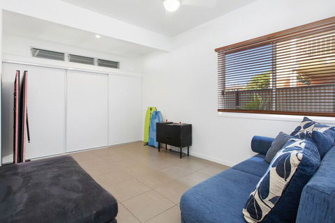 BEACH HOUSE On PEARL - Tourism Townsville 5