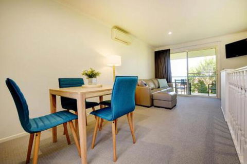 Aqualuna Beach Resort Unit 25 - Tourism Townsville 5