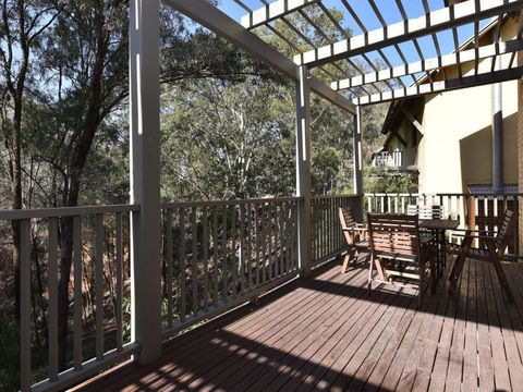 Villa Shiraz Located Within Cypress Lakes - Tourism Townsville 1