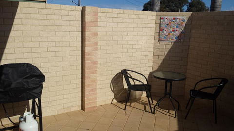Alexander Drive B & B - Tourism Townsville 4