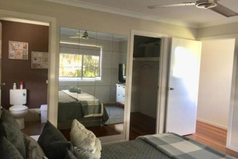 Kellys Bnb - Tourism Townsville 3