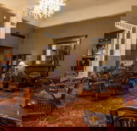 Hadley's Orient Hotel - Tourism Townsville