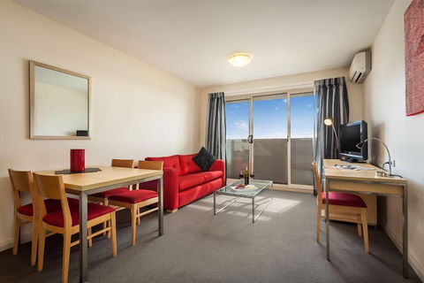 Quest Castle Hill - Tourism Townsville 1