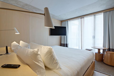 Zara Tower Hotel - Tourism Townsville 2