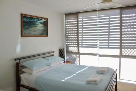 A Beautiful Flat - Tourism Townsville 6
