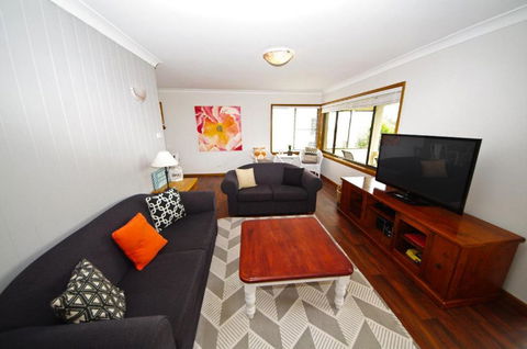 Breakaway 11 Scott Street - Tourism Townsville 2