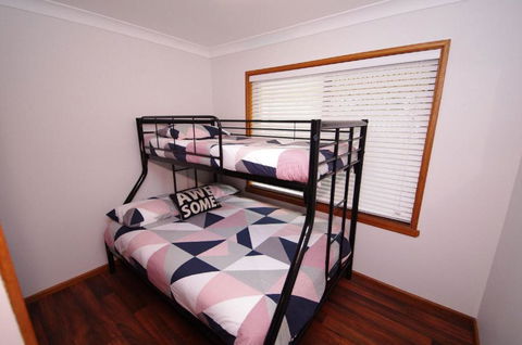 Breakaway 11 Scott Street - Tourism Townsville 3