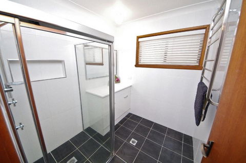 Breakaway 11 Scott Street - Tourism Townsville 4
