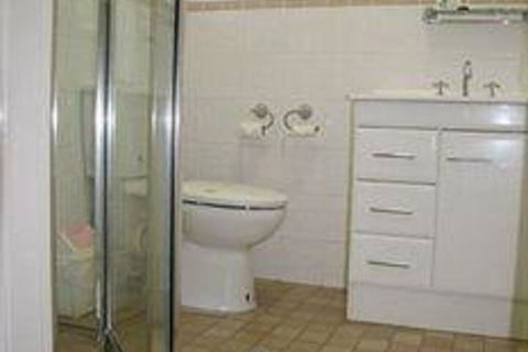 Queensgate Motel - Tourism Townsville 6