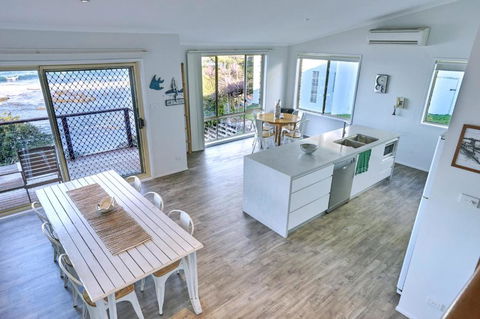 Kalimna Blue Bay NSW - Tourism Townsville 4