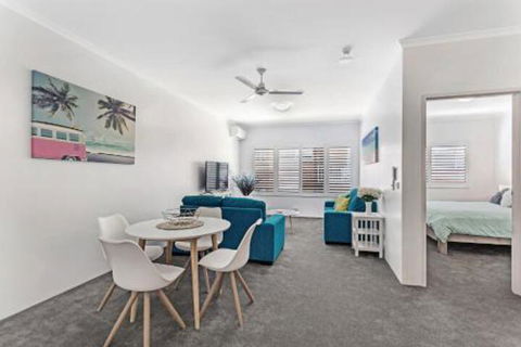 Zenith Unit 7 Shoal Bay - Tourism Townsville 0