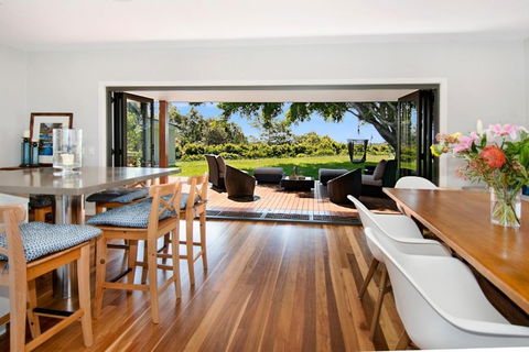 Ferncrest Fernleigh WiFi Air Conditioning - Tourism Townsville 5