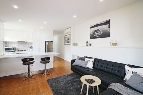 Toallo St - Tourism Townsville 4