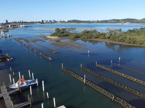 Fairholme 8 Perfect Lakefront Position - Tourism Townsville 4