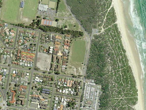 1 / 54 Parkes Airconditioned - Tourism Townsville 6