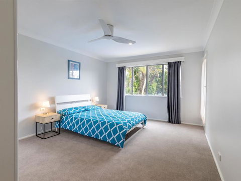 9 Pirralea Parade Fantastic Family Getaway With Pool & Boat Parking - Tourism Townsville 3