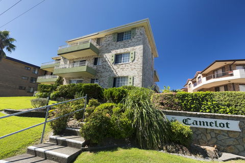 Camelot Unit 06 - Tourism Townsville 0