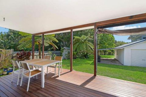 Herbs Hideaway 11 Belmore Street - Tourism Townsville 3