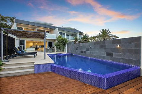 Beachfront #12 - Tourism Townsville 2