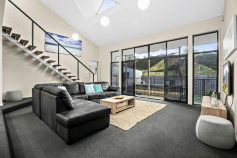 Beachside At Sapphire - Tourism Townsville 6