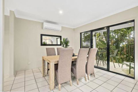 Beachside At Sapphire - Tourism Townsville 5