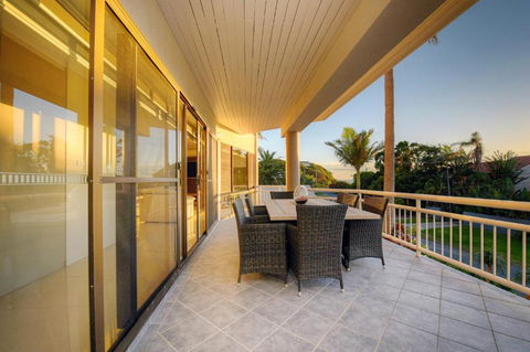 BEACHSIDE MANOR Walk To The Beach - Tourism Townsville 2