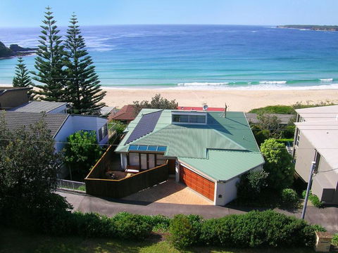 BEDARRA MOLLYMOOK BEACH - Tourism Townsville 5