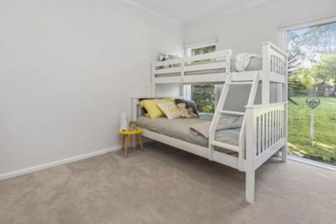 COASTAL BREEZE BALNARRING - Tourism Townsville 1
